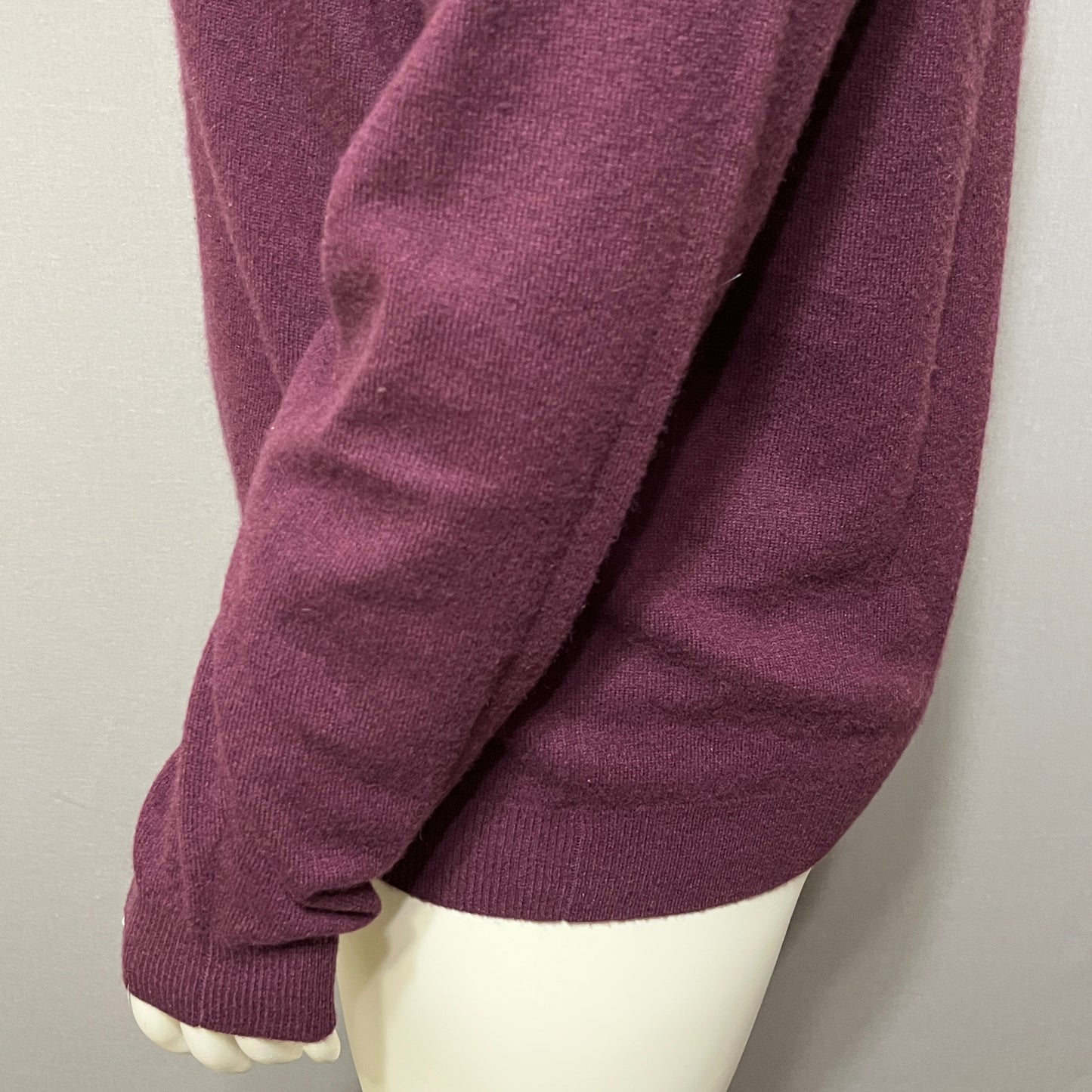 Club Room Burgundy V-Neck 100% Cashmere Sweater Sz-XXL