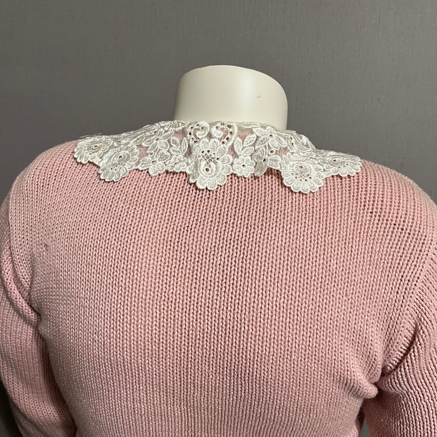 Vintage Chaus Light Pink Lace Collar Cardigan Sweater Petite