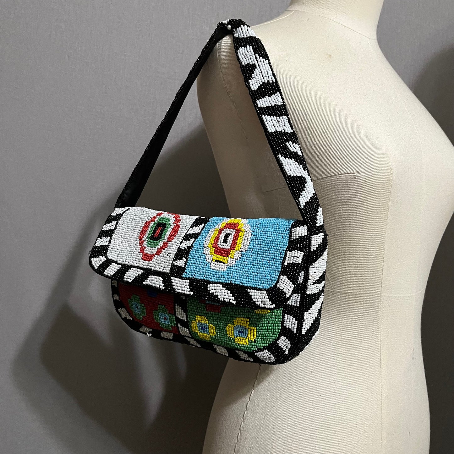 Comeco Rainbow Multicolored Beaded Shoulder Bag Clutch One Size