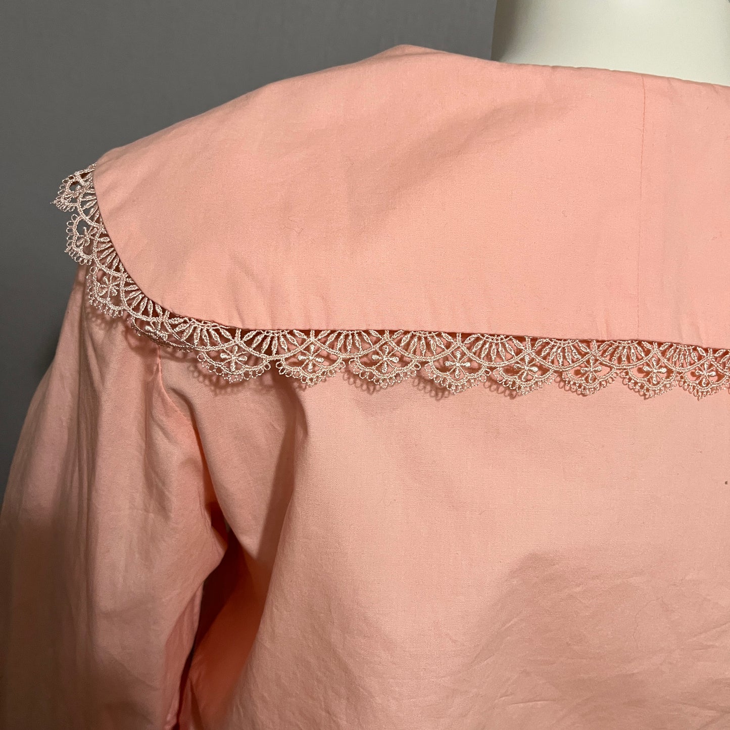 Yas Pastel Peach Cotton Oversized Collar Lace Trim Shirts Sz-Large