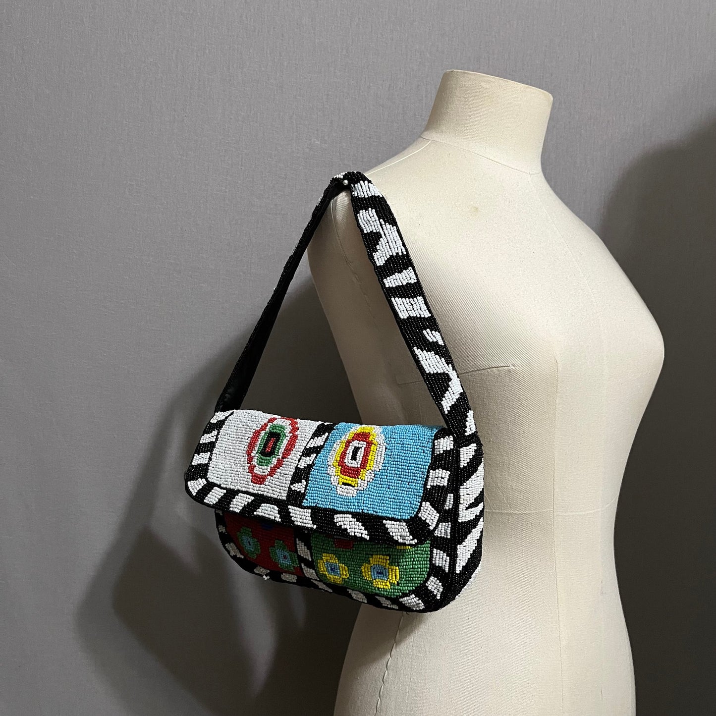Comeco Rainbow Multicolored Beaded Shoulder Bag Clutch One Size