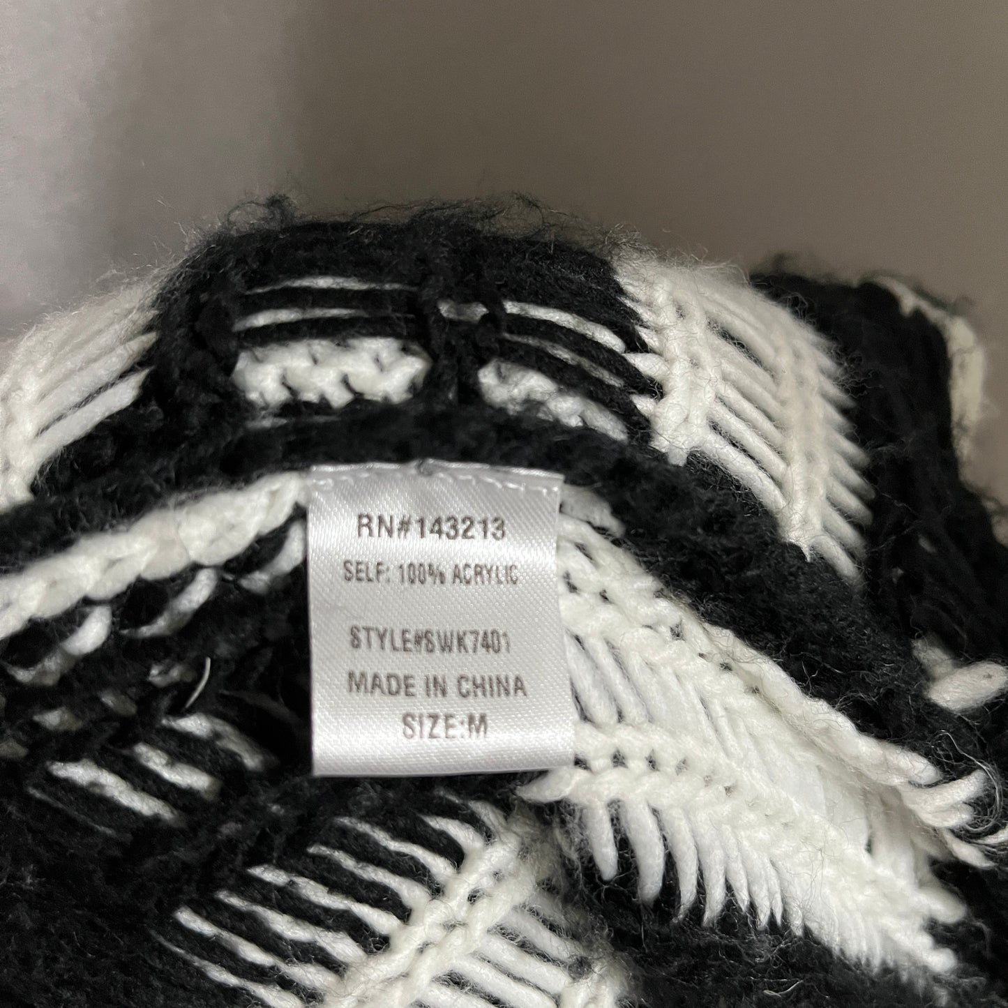 Miss Love Grid Black White Checkered Print Oversized Sweater Sz-Med-XL