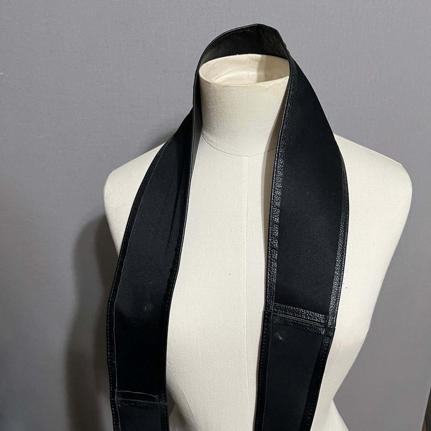 Black Wrap Textured Belt