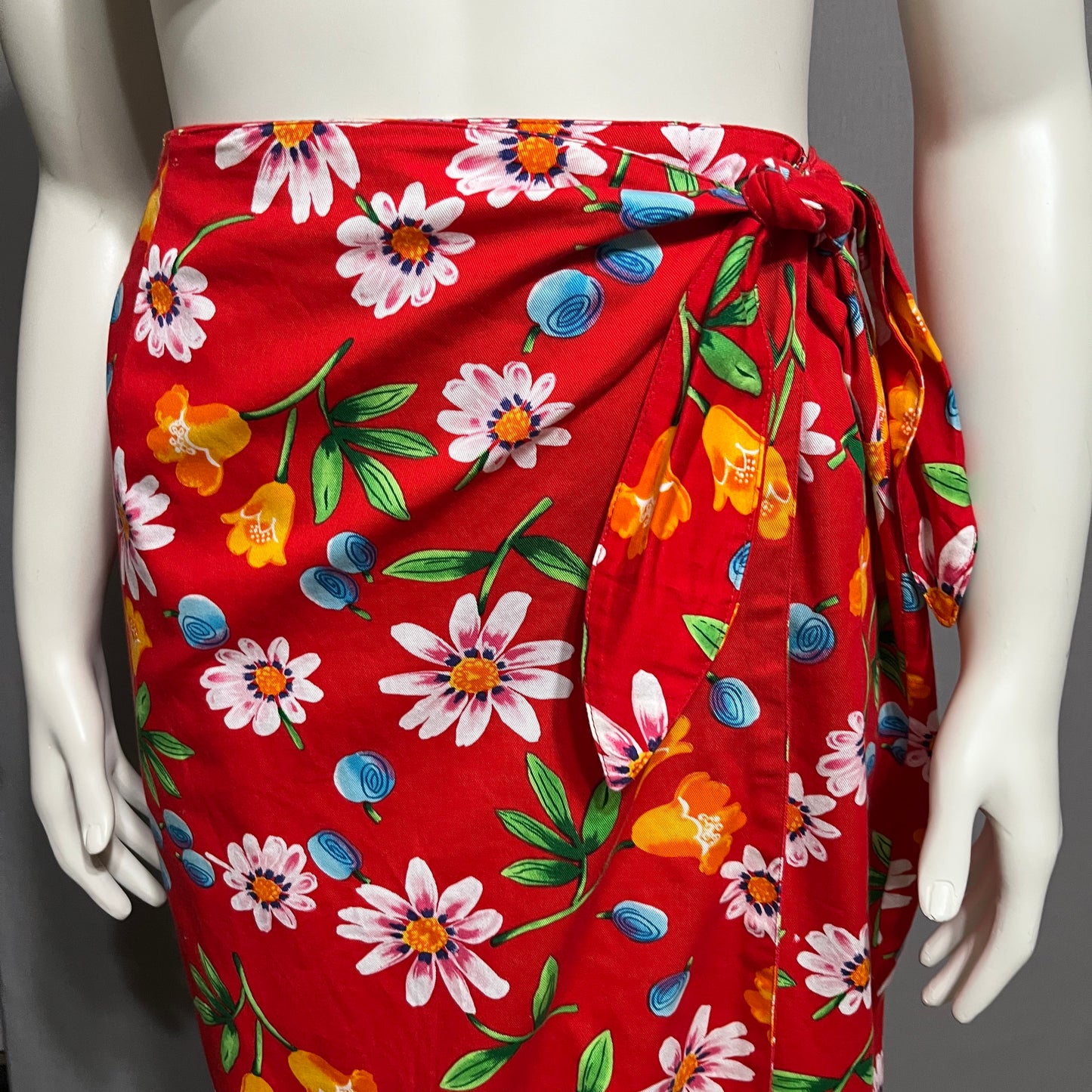 Vibrant Floral Red Sarong Wrap for Women