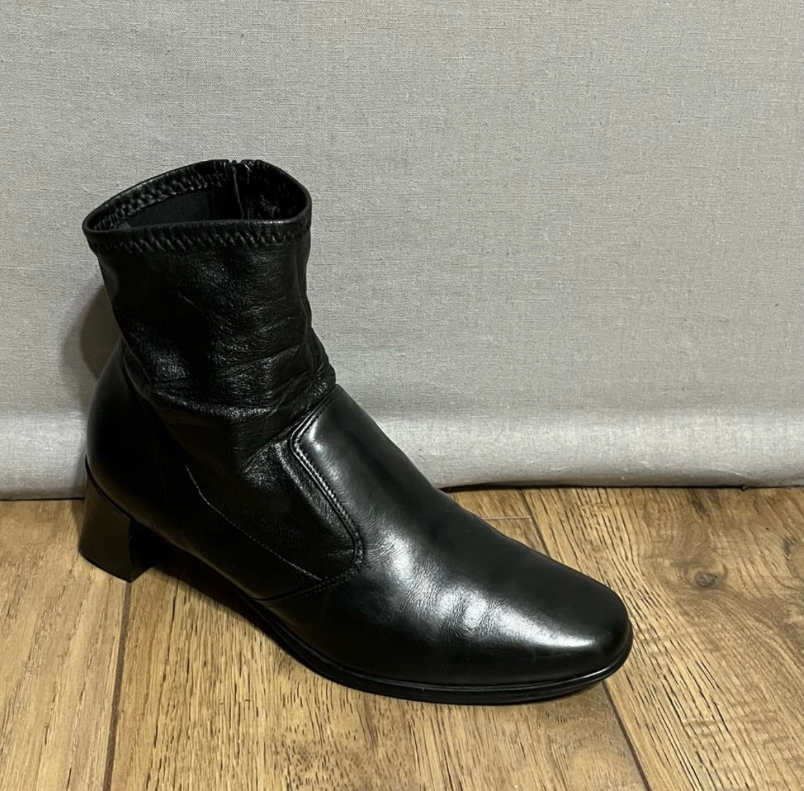 Munro Leather Ankle Boots Sz-8