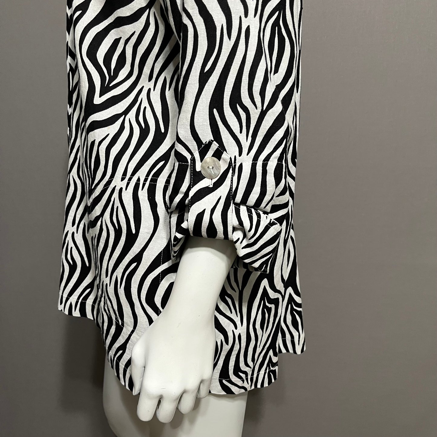 Talie Black Zebra Print Linen / Viscose Shirt Sz-Medium