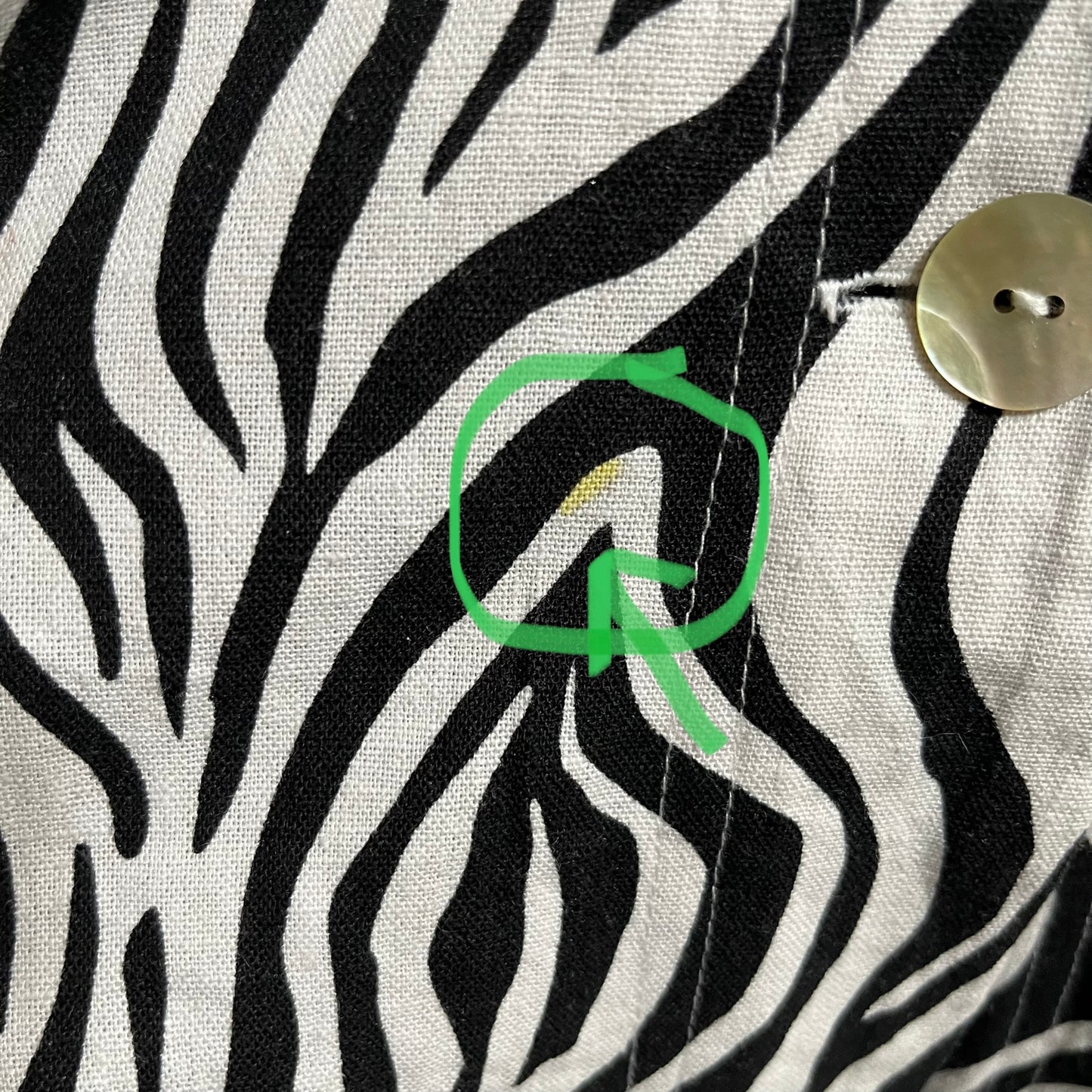 Talie Black Zebra Print Linen / Viscose Shirt Sz-Medium
