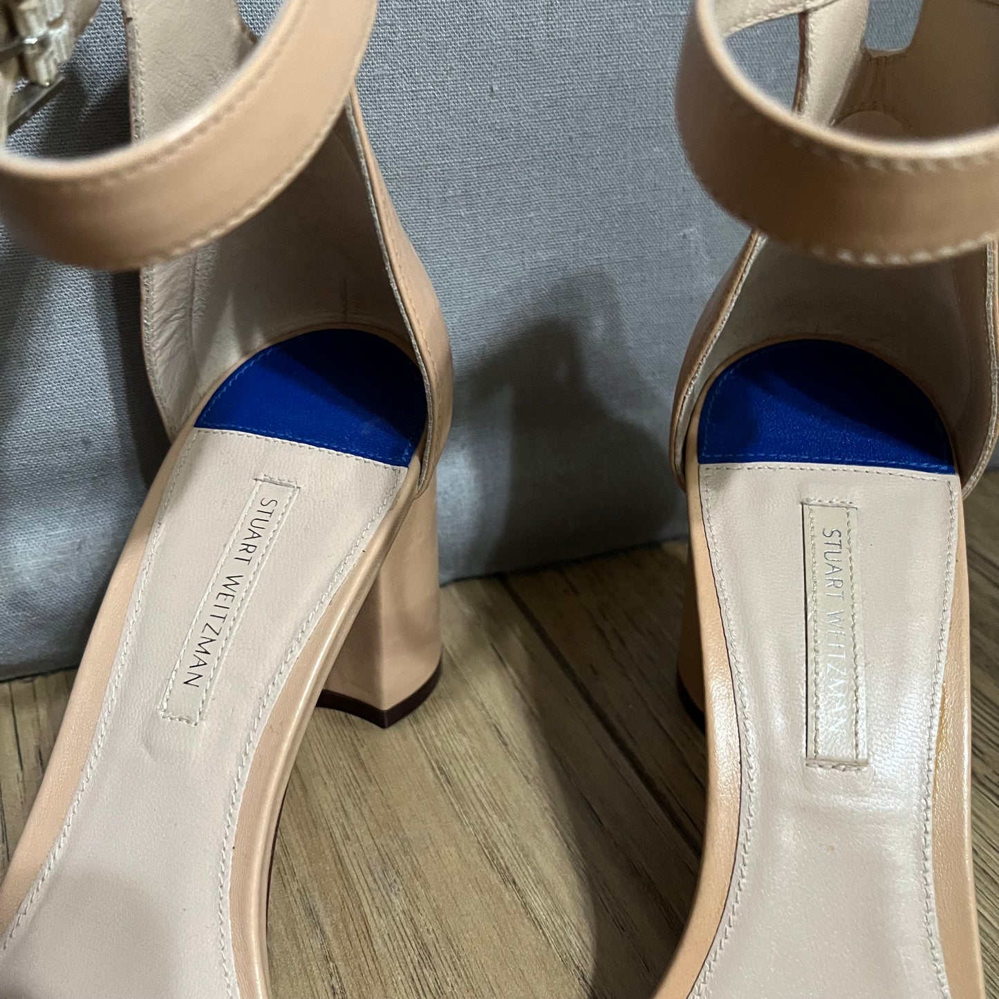 Stuart Weitzman Nude Leather Ankle Strap Block Heel Sandal Sz-8