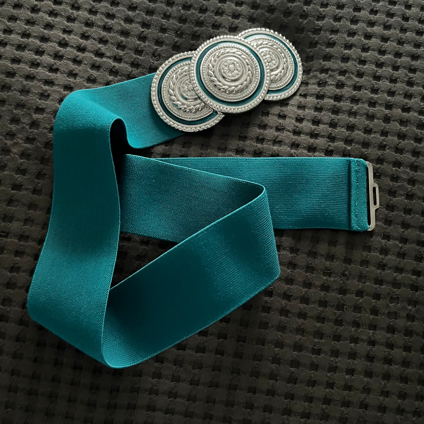 Green With 3 Silver Circle Stretch Belt