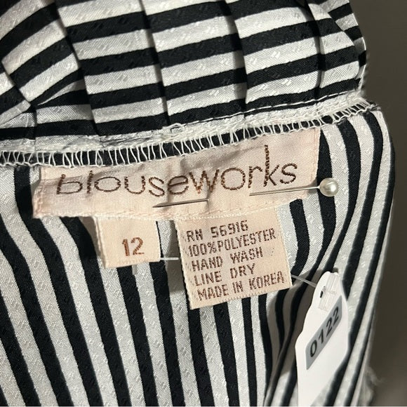 Vintage Blouseworks Black White Striped Pleated Collar Sz- Small/Medium