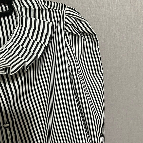 Vintage Blouseworks Black White Striped Pleated Collar Sz- Small/Medium
