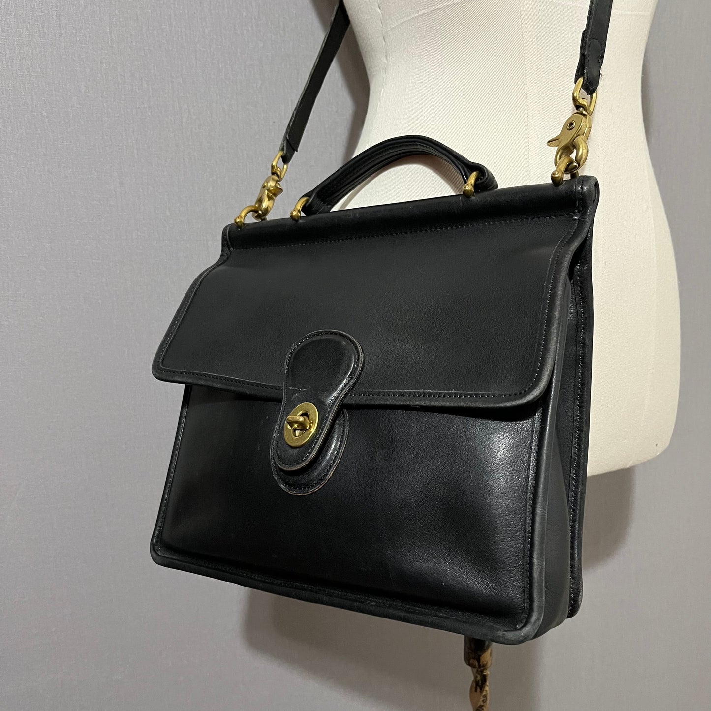 Vintage Coach Willis Leather Top Handle Bag 9927