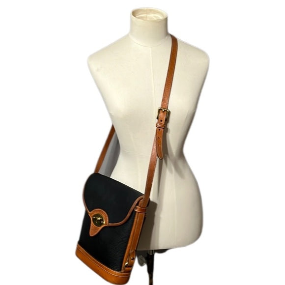 Vintage Dooney & Bourke All Weather Leather Crossbody Handbag
