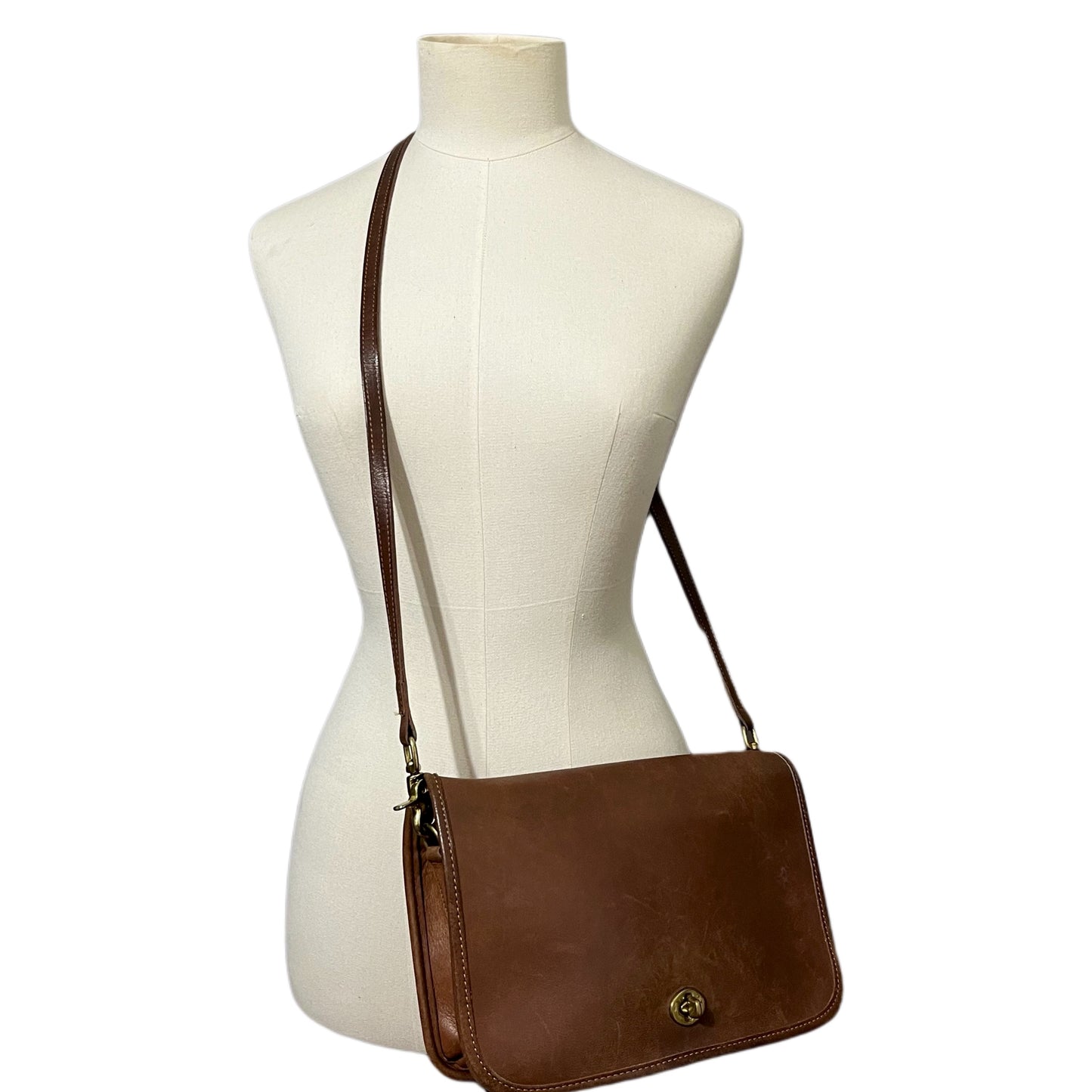 Vintage Coach Brown 9310 Crossbody Leather Handbag