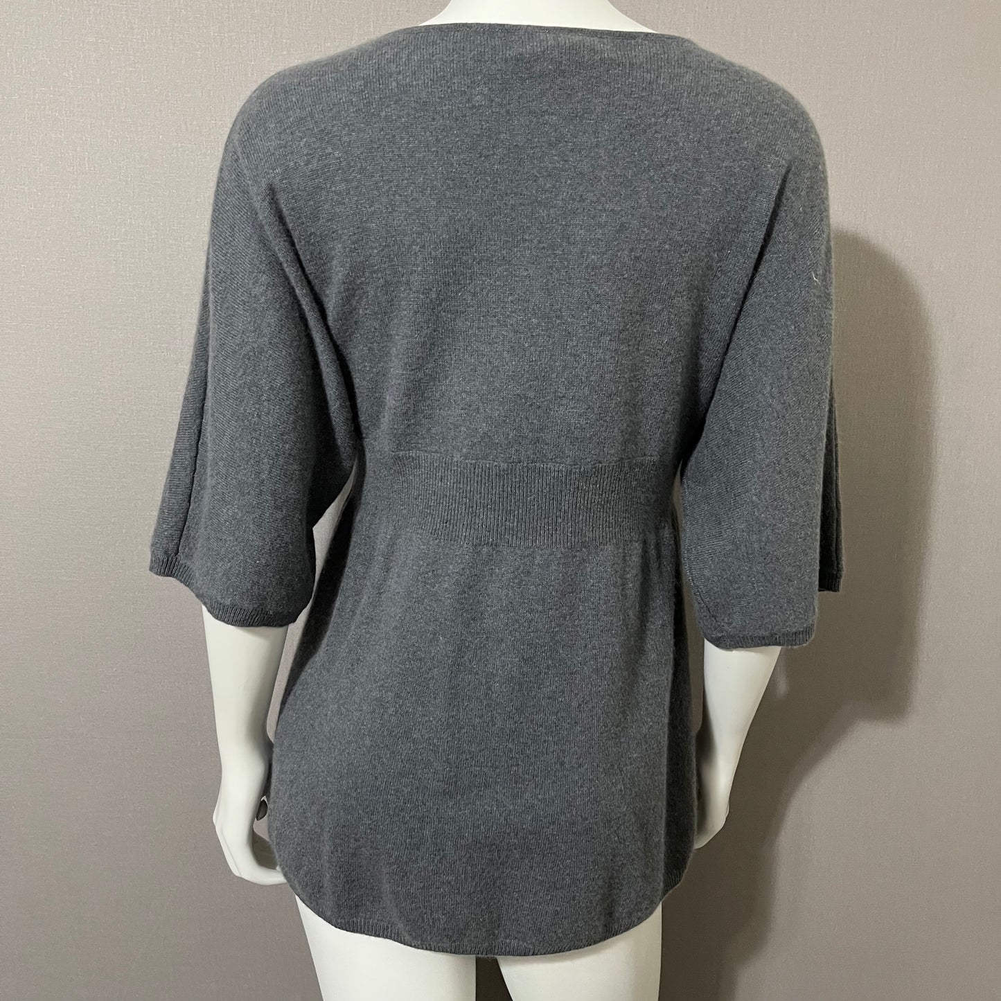 Cashmere Elena Solano V-Neck Peplum Sweater Sz-Medium