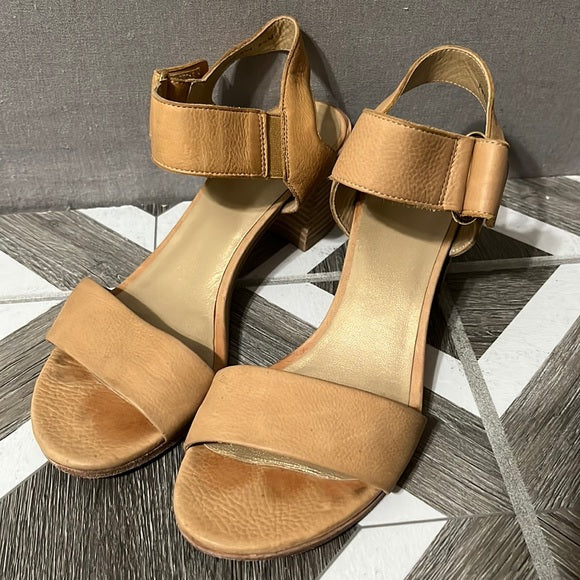 Stuart Weitzman Nude Open Toe With Ankle Strap Sandal Sz-6 1/2 M