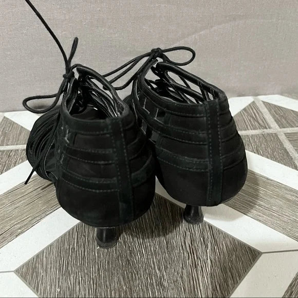 Stuart Weitzman Black Strappy Sandal Sz-6 1/2