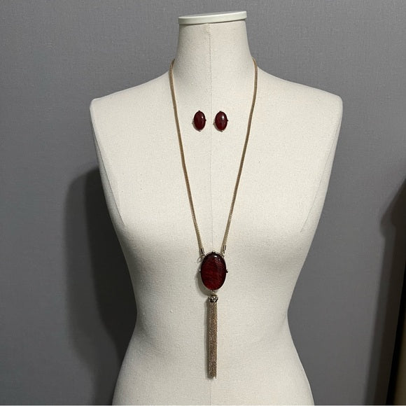 Maroon Stud Earrings | Stone With Tassel Necklace Set