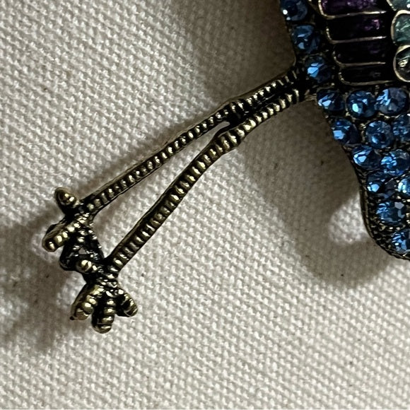 Blue Swan Antique Gold Brooch