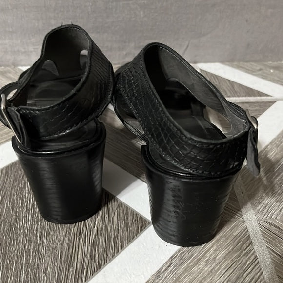 Stuart Weitzman Black Textured Leather Open Toe Sandals Sz-6.5 M