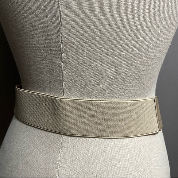 White House Black Market Leather Shimmer Gold Buckle Stretch Belt Sz-Medium