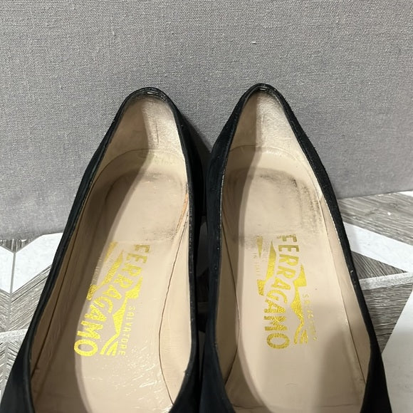 Salvatore Ferragamo Black Suede Leather Kitten Heel Sz-6 1/2 B