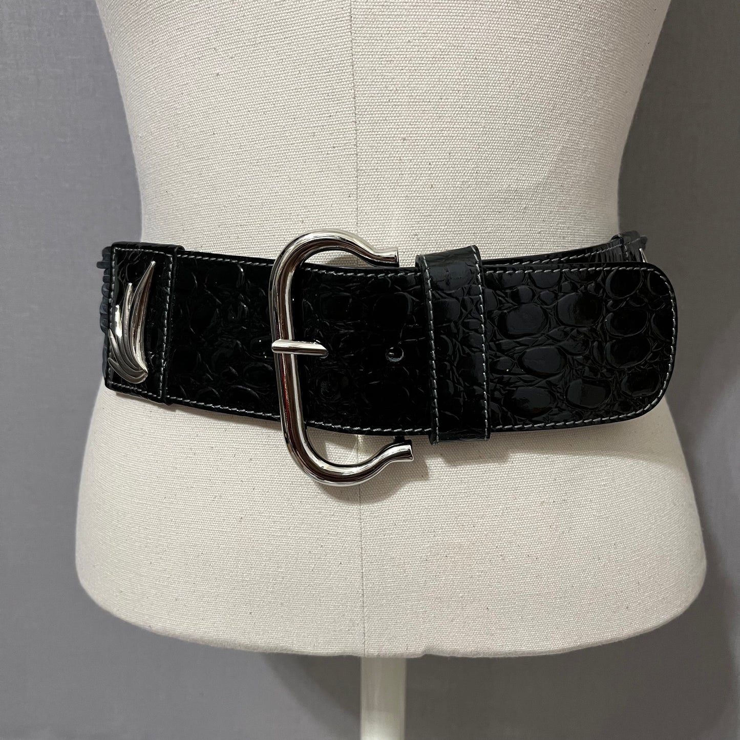 Vintage Escada Black Patent Leather With Strings Silver Hardware Belt Sz-40