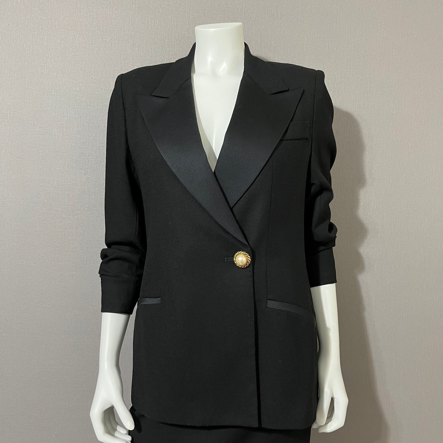 Vintage Black 2pc Wool Skirt Suit Set Sz-8