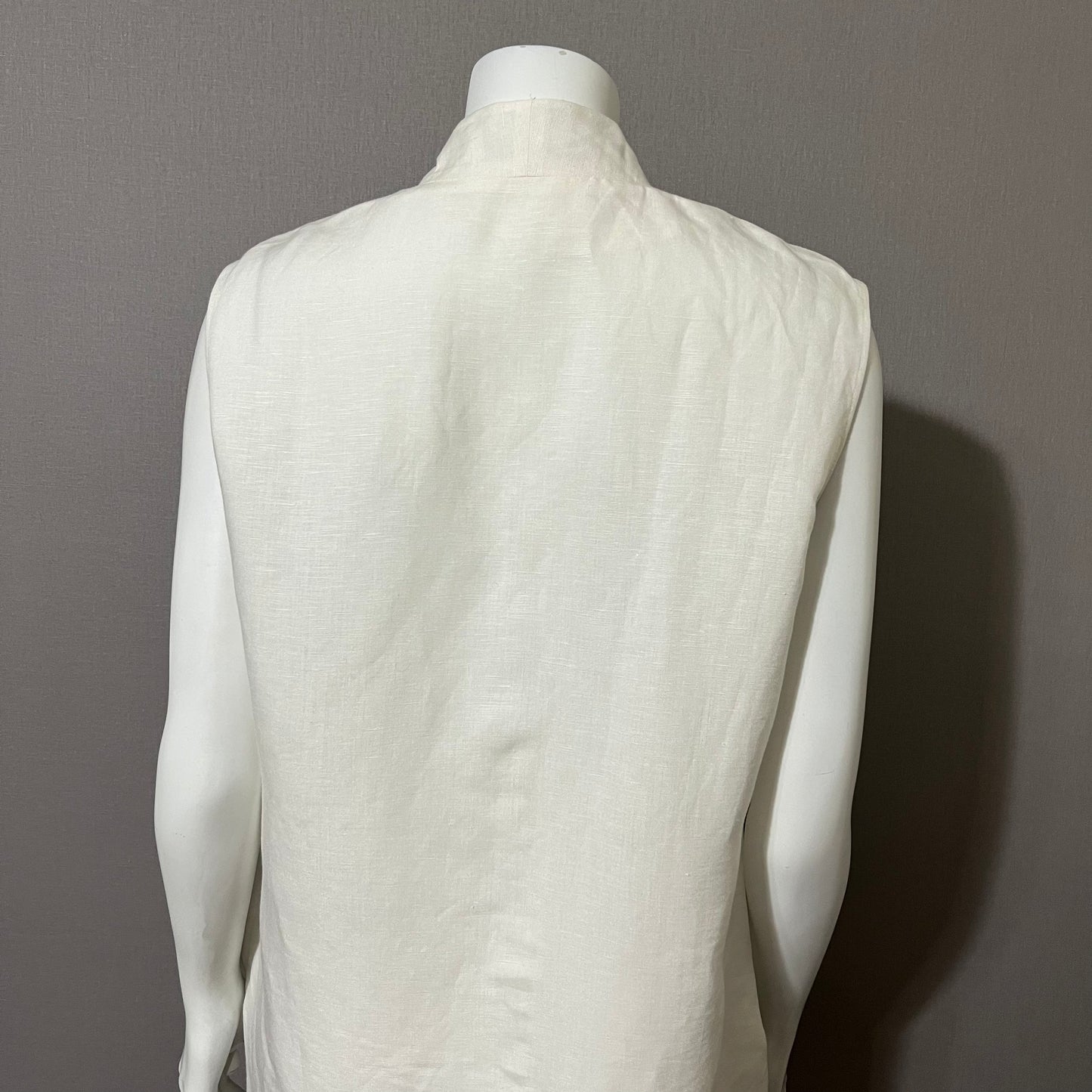 Natorious White V-Neck Sleeveless Linen/Rayon Blend Top Sz-Large