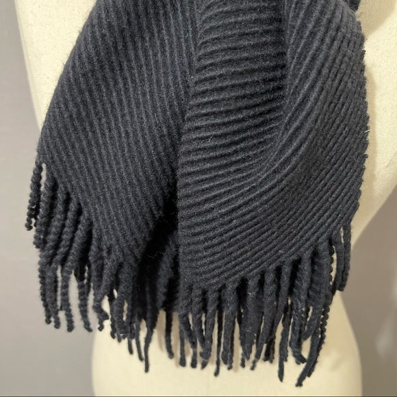 Johnstons Navy 100% Cashmere Ribbed Scarf
