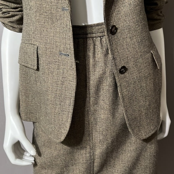 Evan Picone Brown | Tan With Velvet Collar Suit Set Sz-14