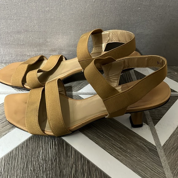 Stuart Weitzman Tan Open Toe Ankle Strap Kitten Heels Sz-6 M