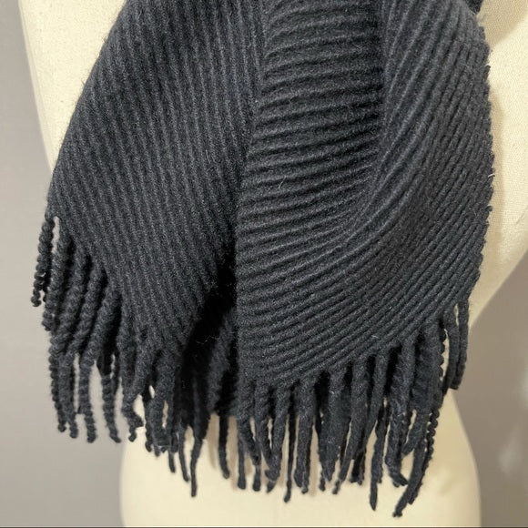 Johnstons Navy 100% Cashmere Ribbed Scarf