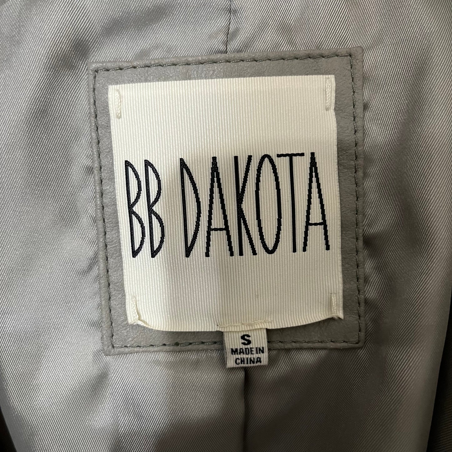 BB Dakota Taupe/White Asymmetrical Leather Jacket Sz-Small