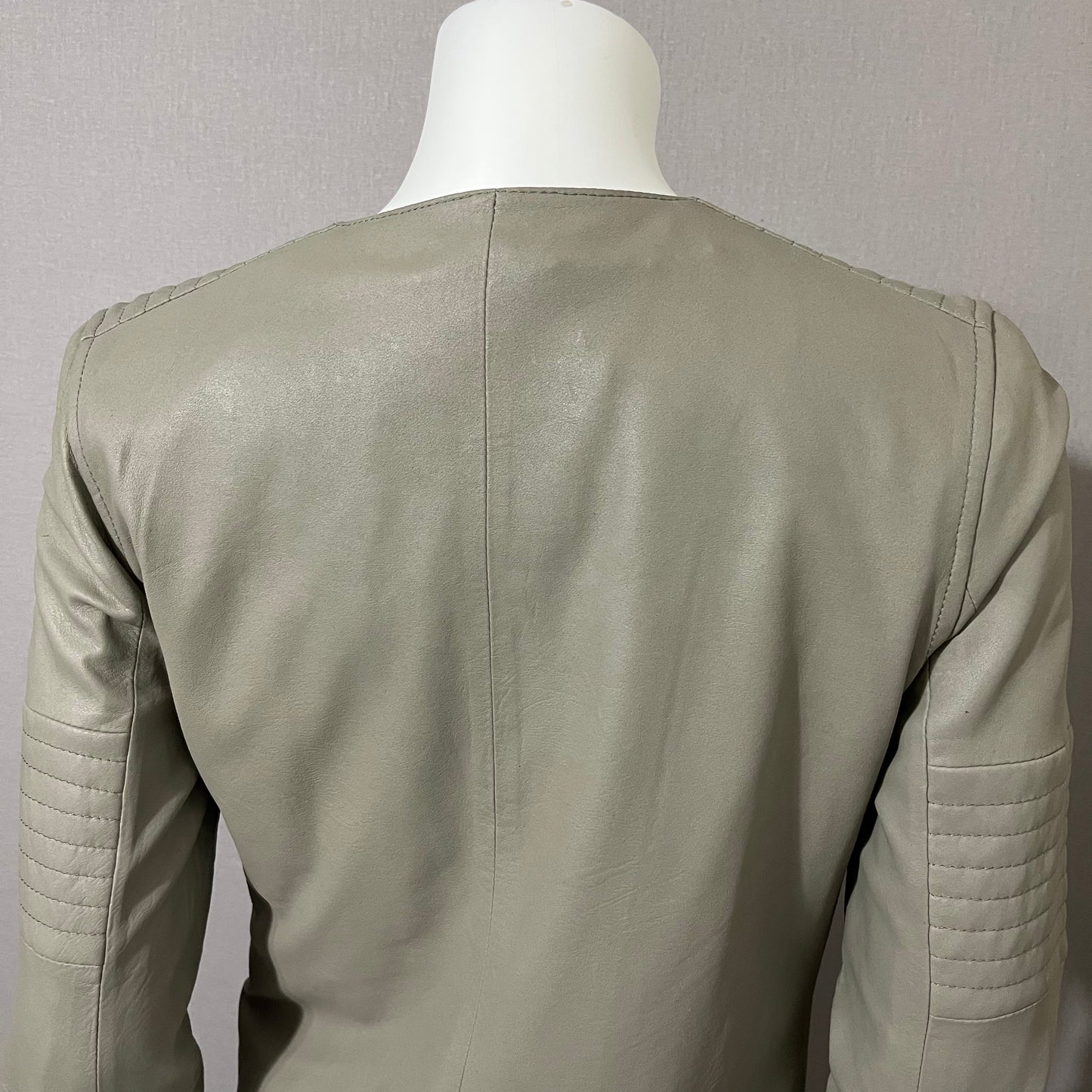 BB Dakota Taupe/White Asymmetrical Leather Jacket Sz-Small