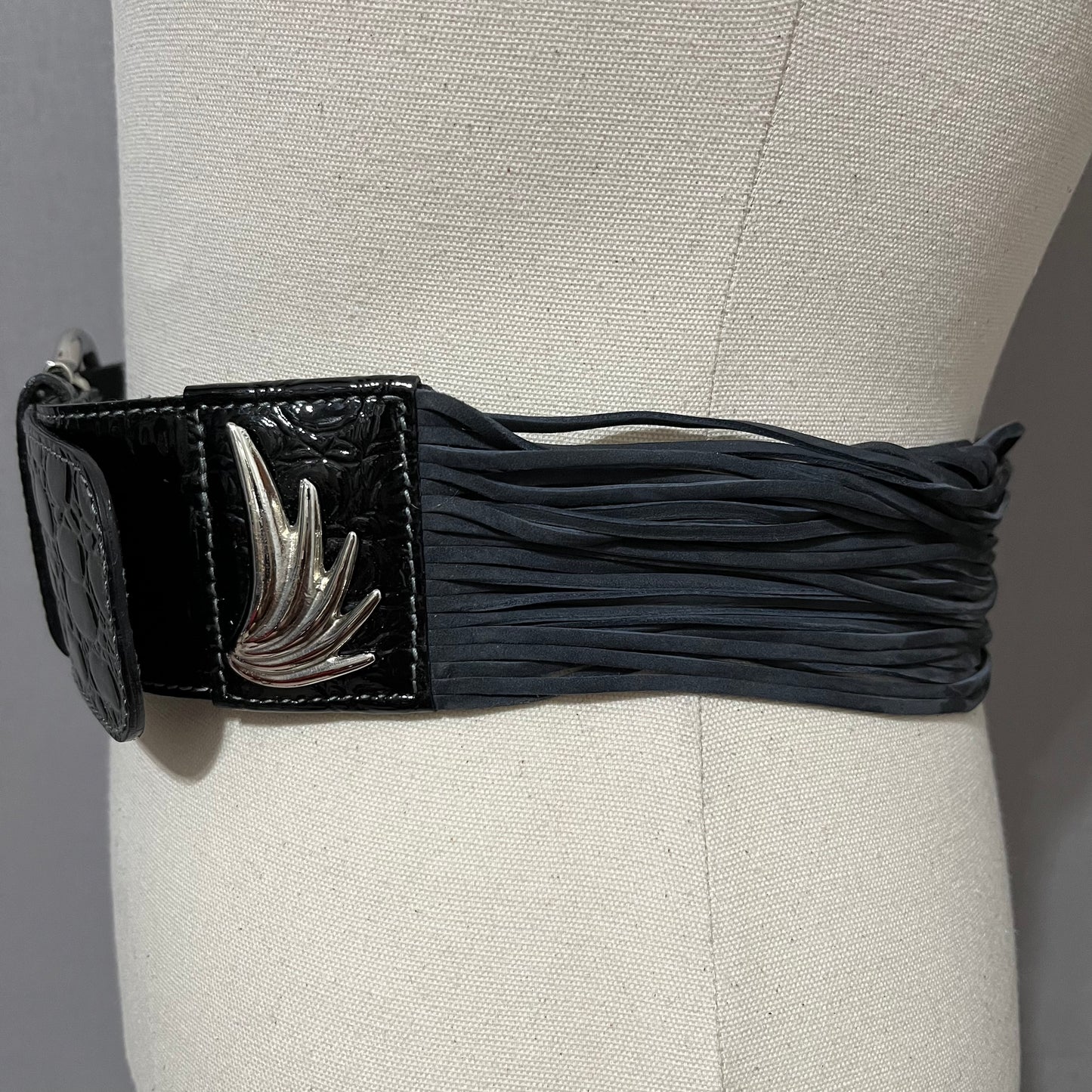 Vintage Escada Black Patent Leather With Strings Silver Hardware Belt Sz-40