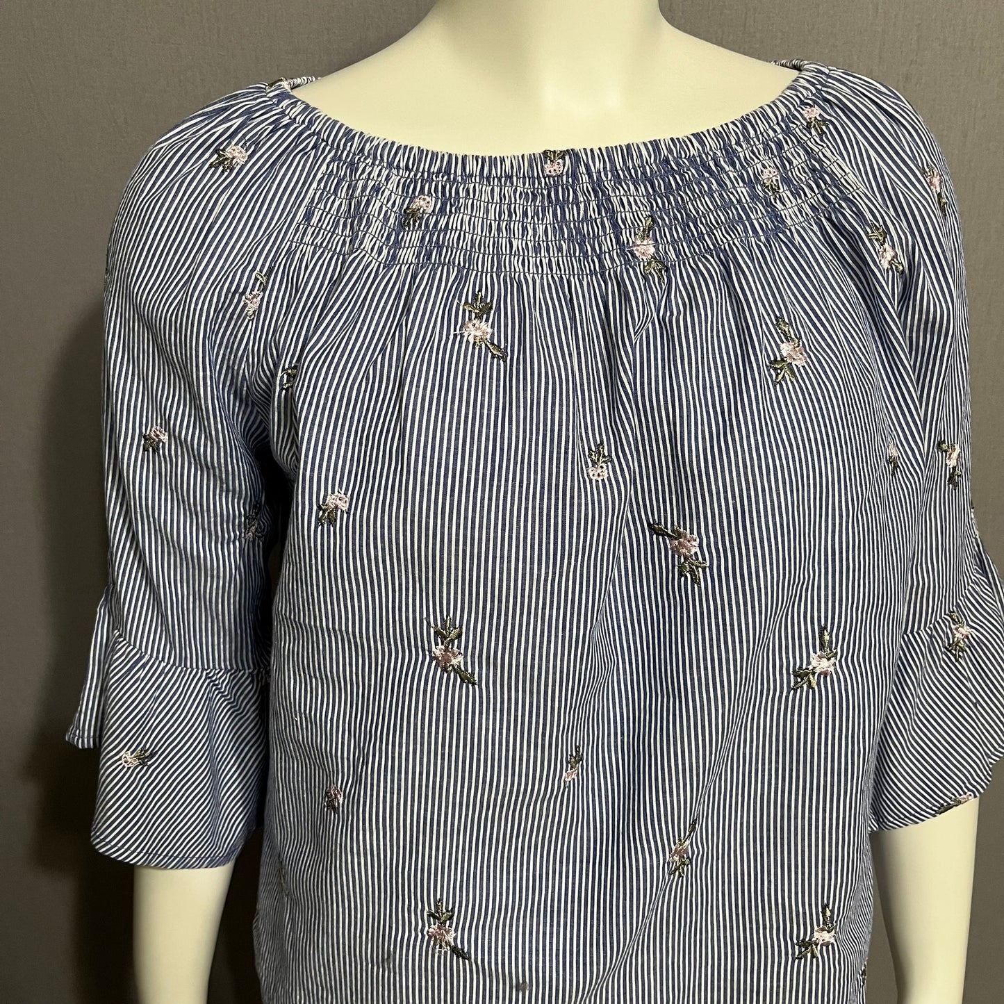 Westport 100% Cotton Blue Embroidered Floral Stripe Boatneck Shirt Sz-Large