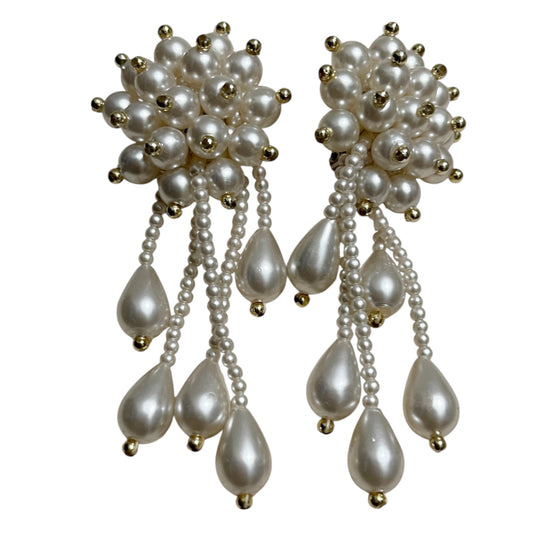 Vintage Pearl Cluster Clip On Earrings