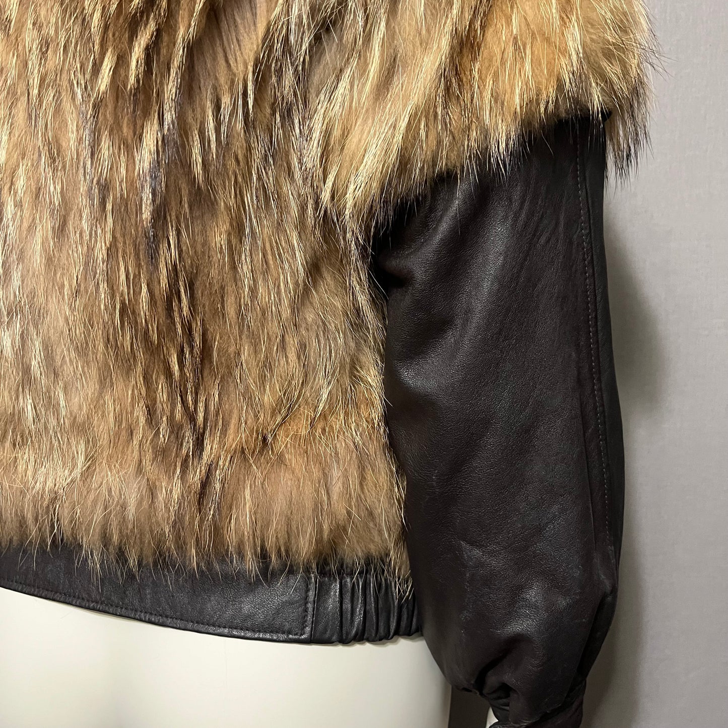 Vintage Raccoon Fur Chocolate Leather Bomber Jacket Sz-Small/Medium