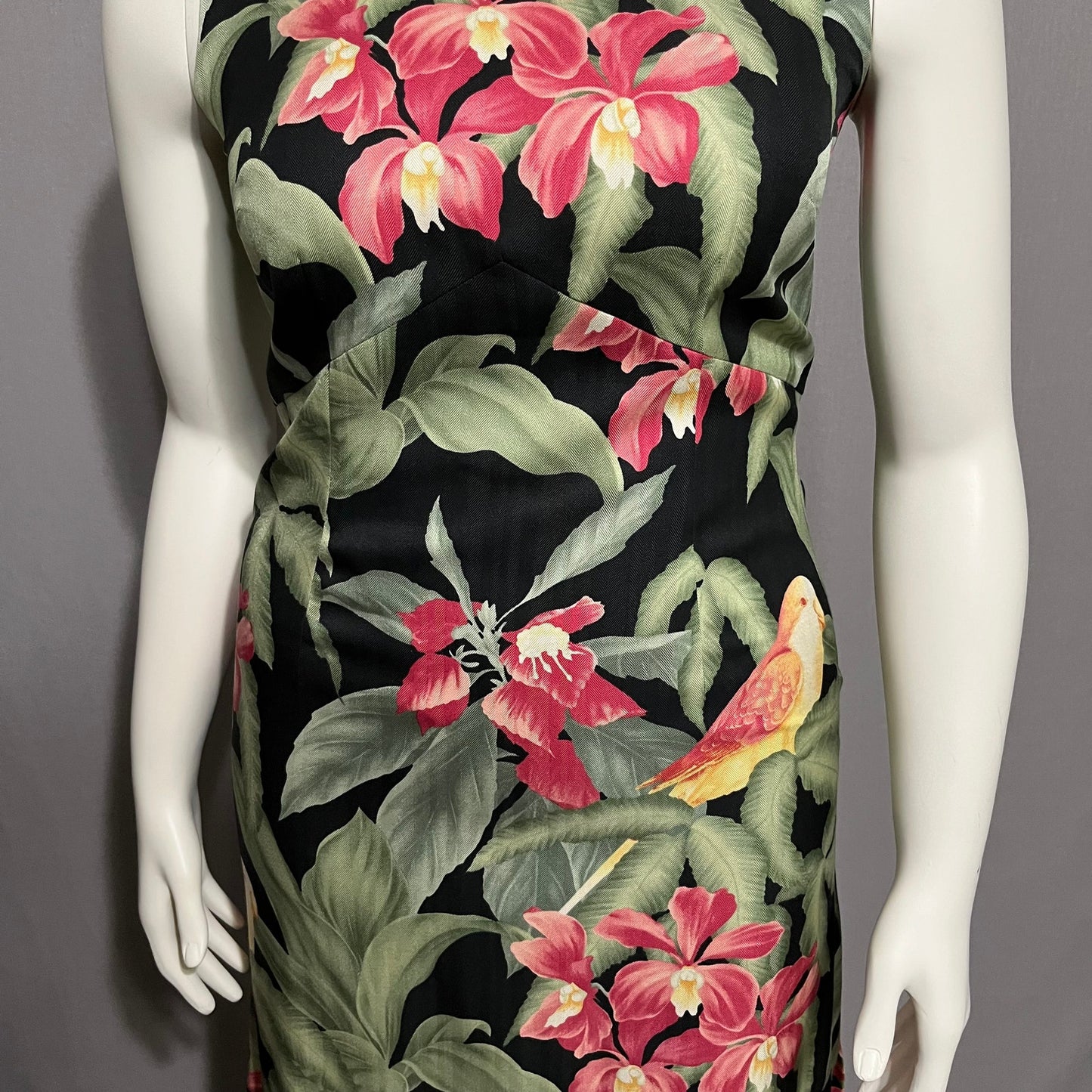 Vintage Tommy Bahama Tropical Parrot Print 100% Silk Floral Maxi Dress Sz-10