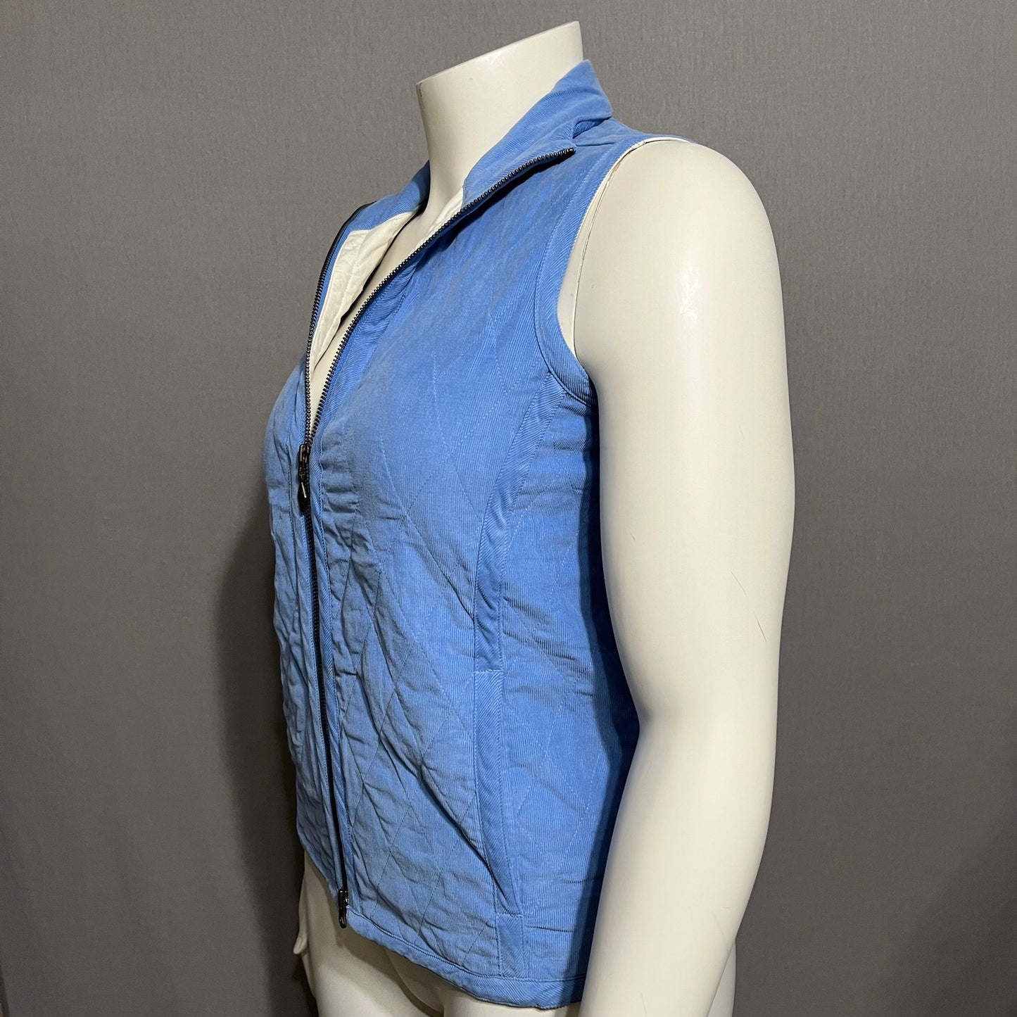 Sdie Light Blue Quilted Corduroy 100% Cotton Vest Sz-Small