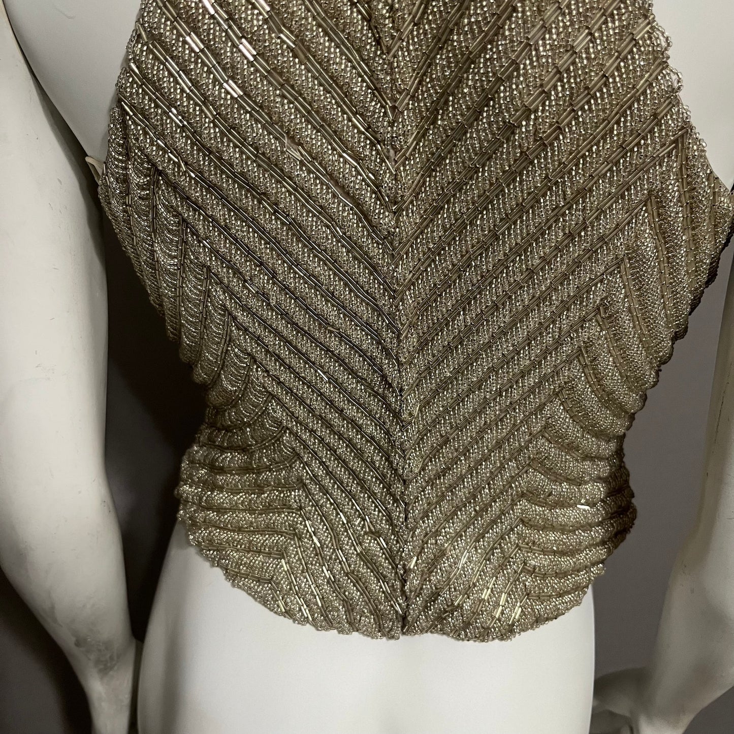 Carmen Marc Valvo Gold 100% Silk Beaded Halter Cocktail Top Sz-6