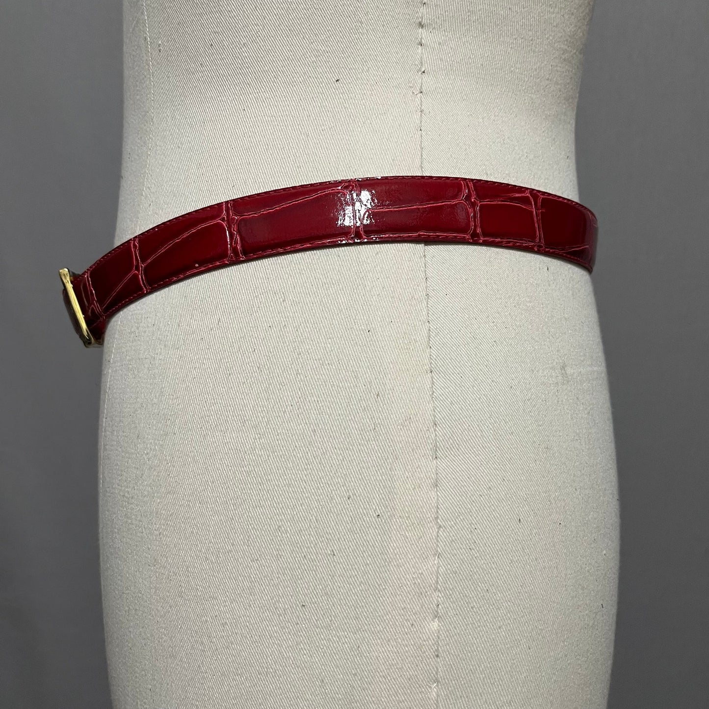 Belto Vintage Red Embossed  Textured Genuine Leather Belt Sz-Medium