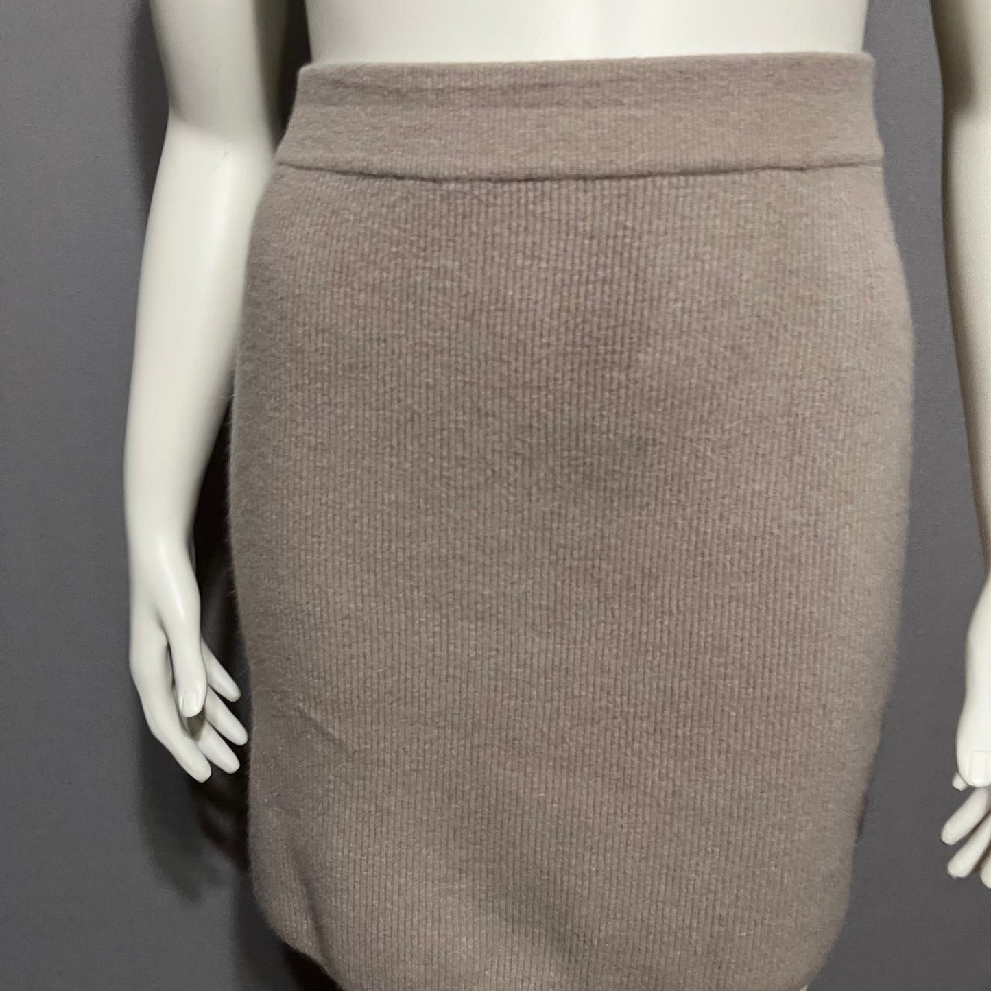 Laura Ashley Tan Lambswool Ribbed Knit Pencil Skirt Sz-Large