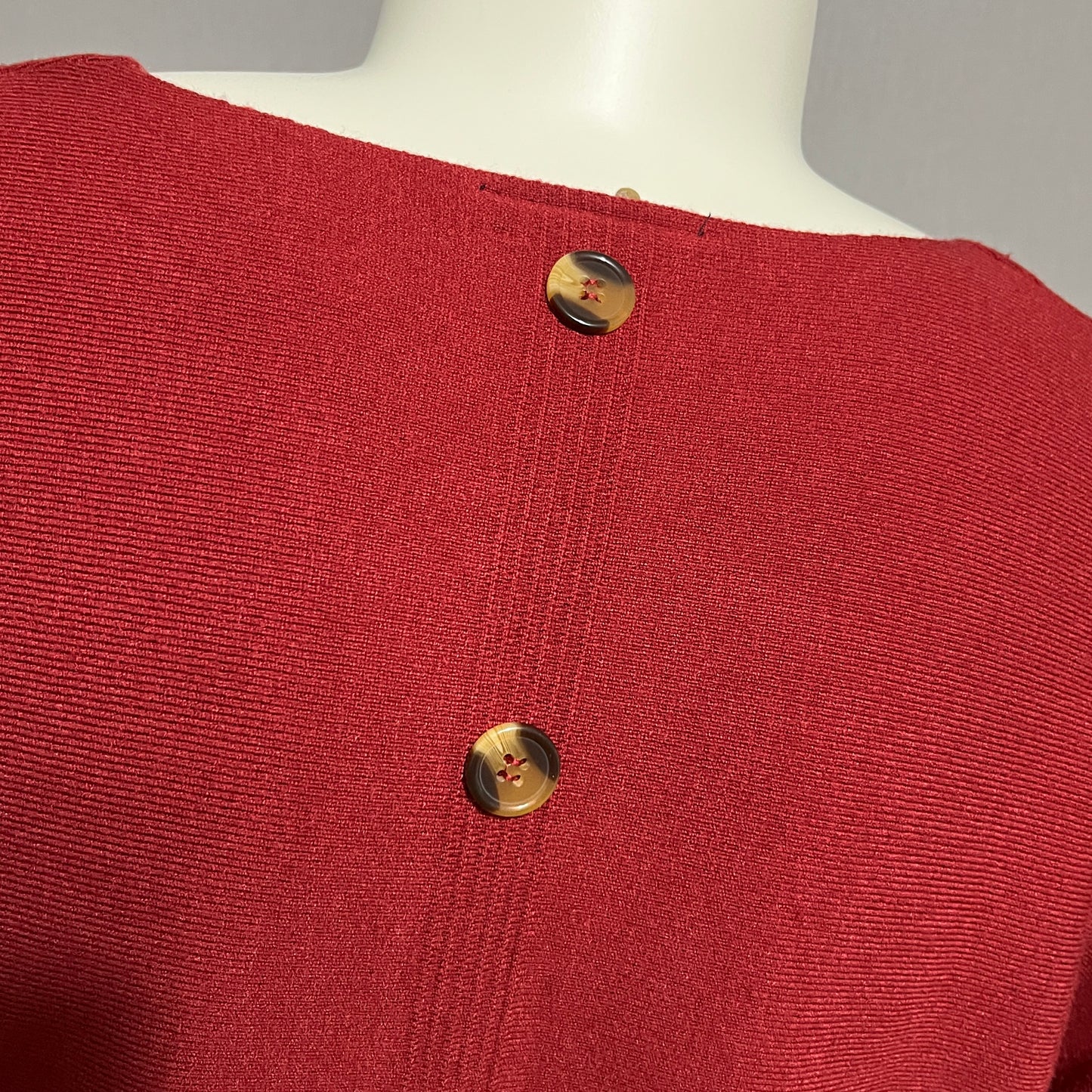 Ten-Oh-8 Rust Red Button Back Sweater Sz-XL