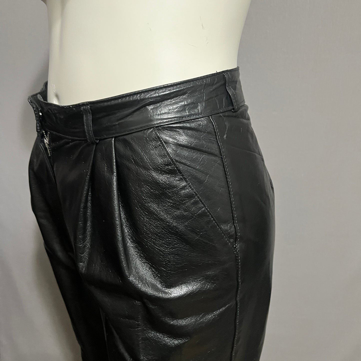 Vintage Black Leather Pleated Pants Sz-Large
