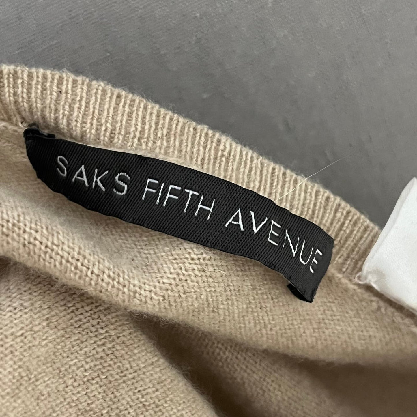 Saks Fifth Avenue 100% Cashmere Tan Short Sleeve Sweater Sz Extra Large