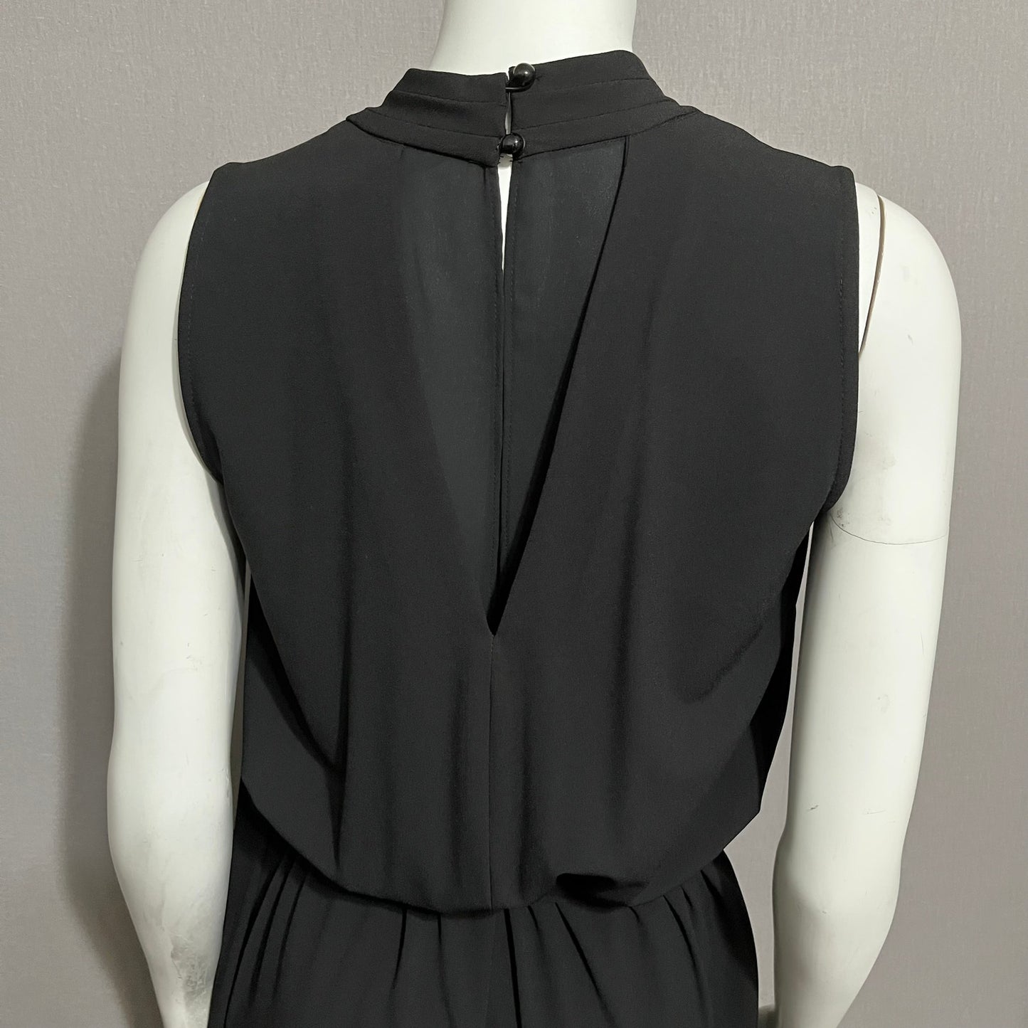 Banana Republic Black Sleeveless Jumpsuit Sz-6