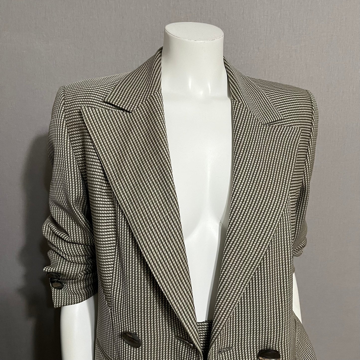 Escada 100% Wool Taupe Grid Print 2Pc Pant Suit Set Sz-38 US Small/Med