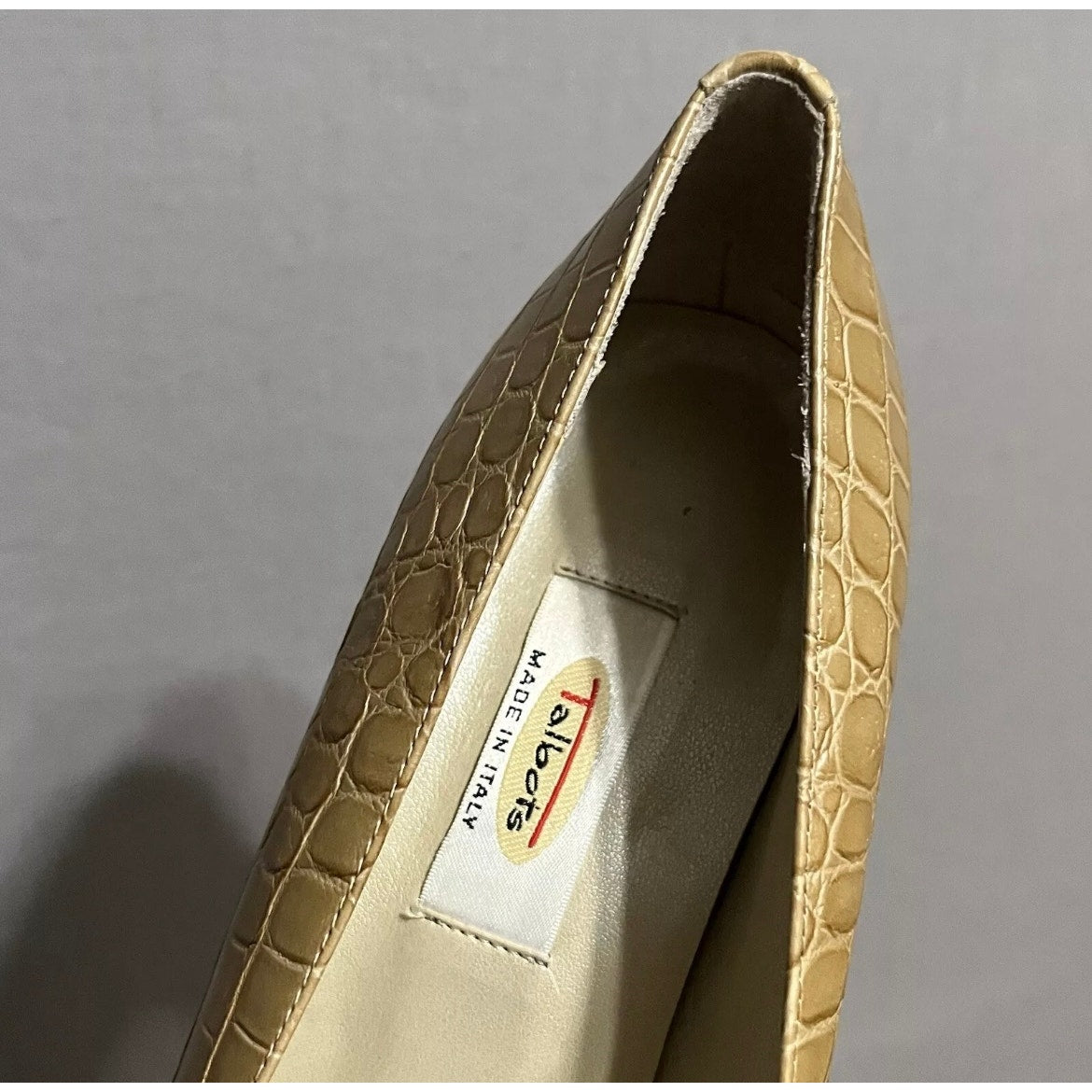 Talbots Tan Crocodile Pattern Italian Leather Loafer Sz-8 1/2